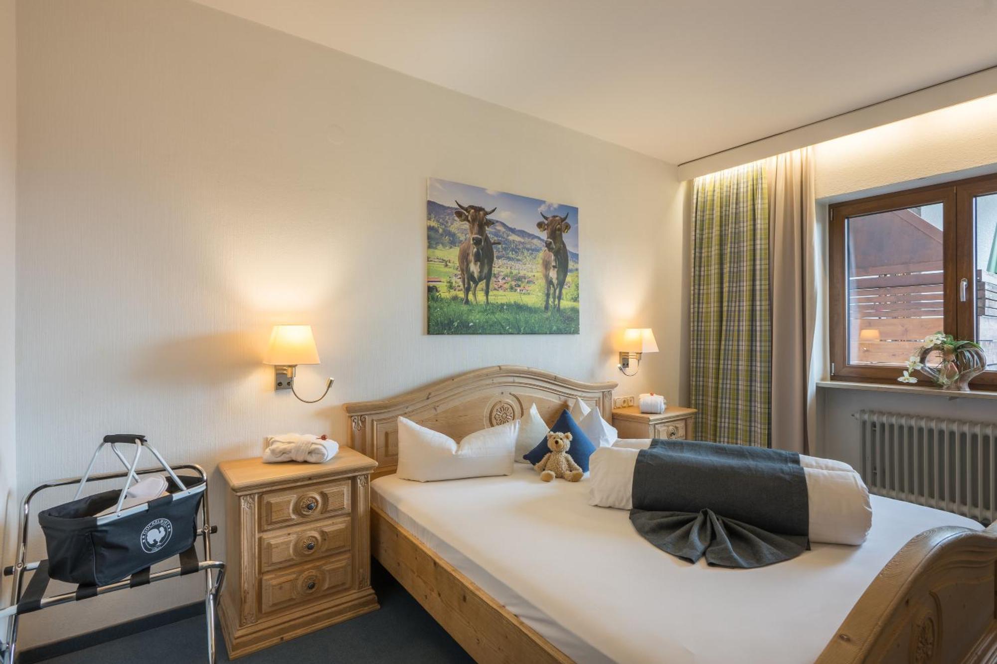 Landhotel Gockelwirt アイゼンベルク エクステリア 写真