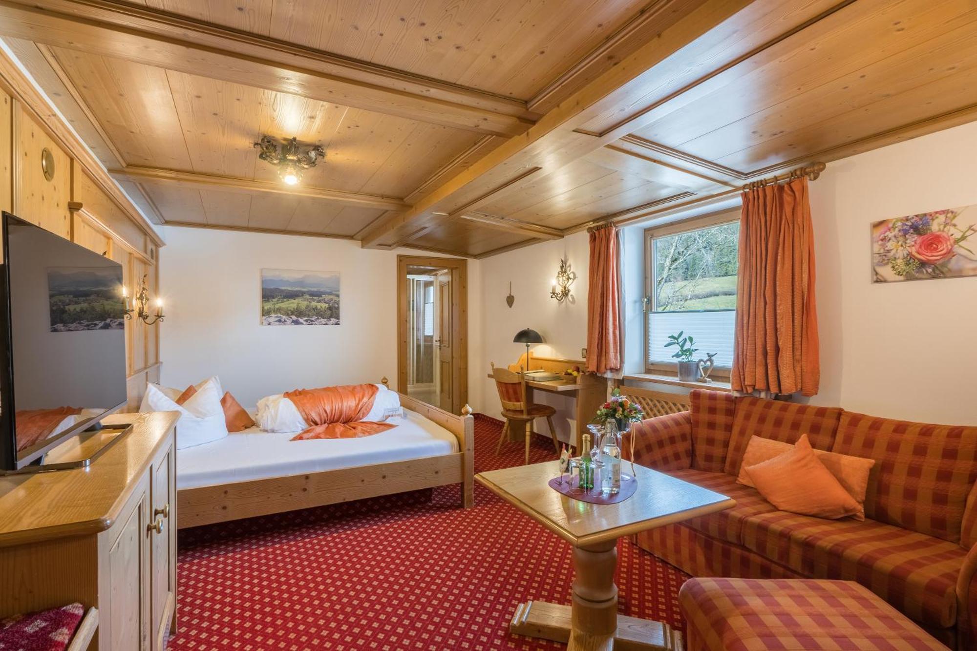 Landhotel Gockelwirt アイゼンベルク エクステリア 写真